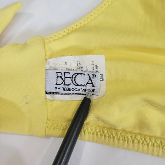 Lot Bundle of 4 Bikini Swimsuit Tops White, Black, Yellow, Unpadded - Picture 7 of 15